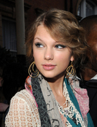 Taylor Swift : taylor_swift_1288978183.jpg