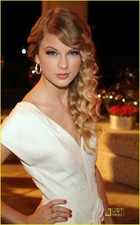 Taylor Swift : taylor_swift_1289925147.jpg