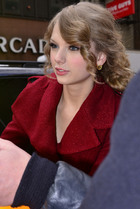 Taylor Swift : taylor_swift_1293334921.jpg