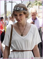 Taylor Swift : taylor_swift_1298117601.jpg