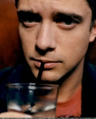 Topher Grace : out01.jpg