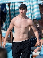 Will Poulter : will-poulter-1517380505.jpg