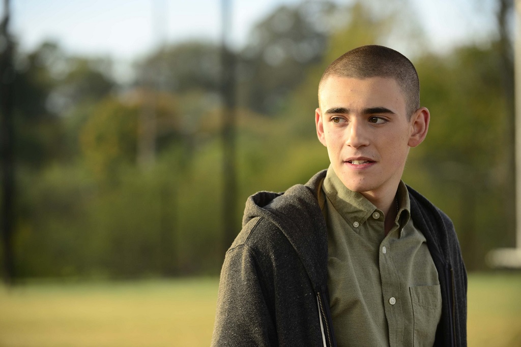 Charlie Rowe in Red Band Society