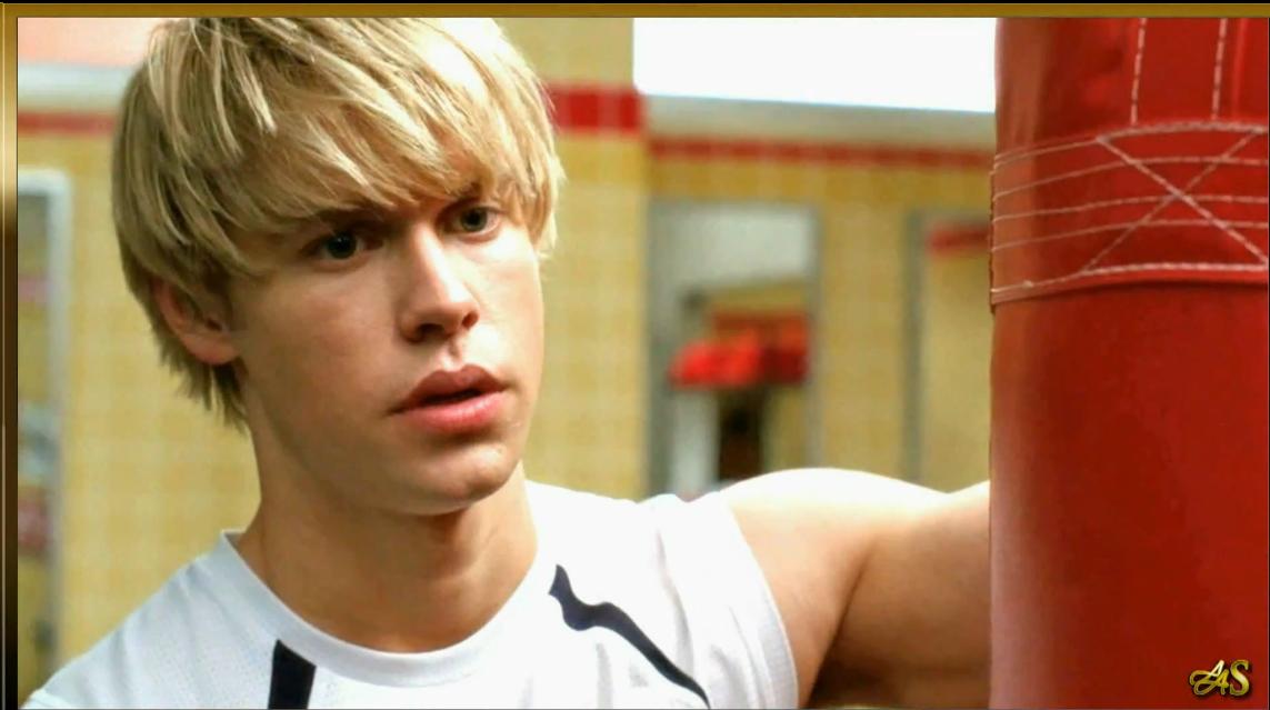 Chord Overstreet in Glee