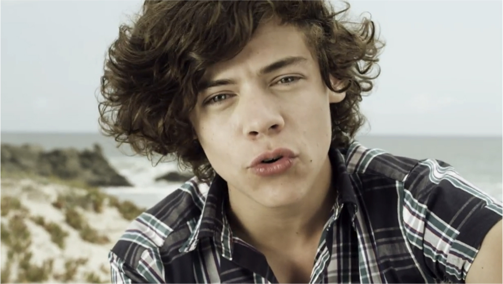 Picture of harry styles in music video what makes you beautiful
