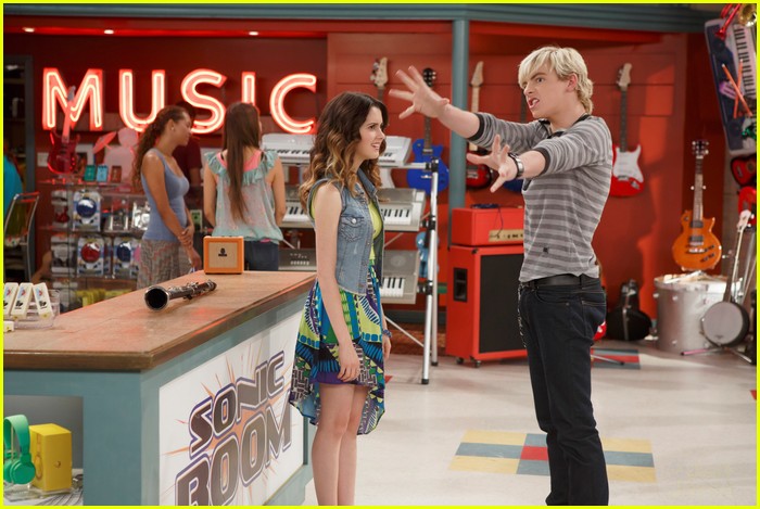 Laura Marano in Austin & Ally