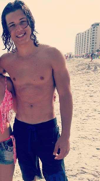 General photo of Leo Howard