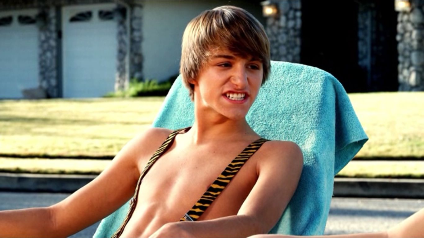 Lucas Cruikshank. 