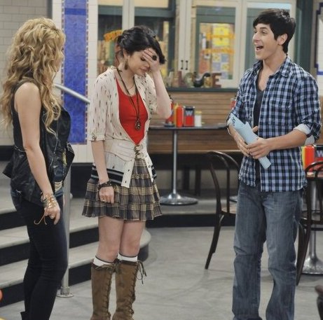 Shakira in Wizards of Waverly Place
