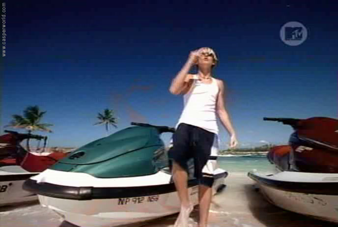 Aaron Carter in Music Video: Summertime