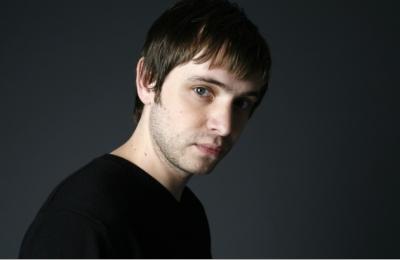 General photo of Aaron Stanford