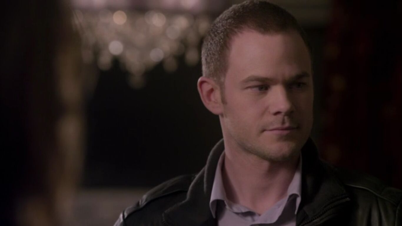 Aaron Ashmore in Warehouse 13, episode: The New Guy