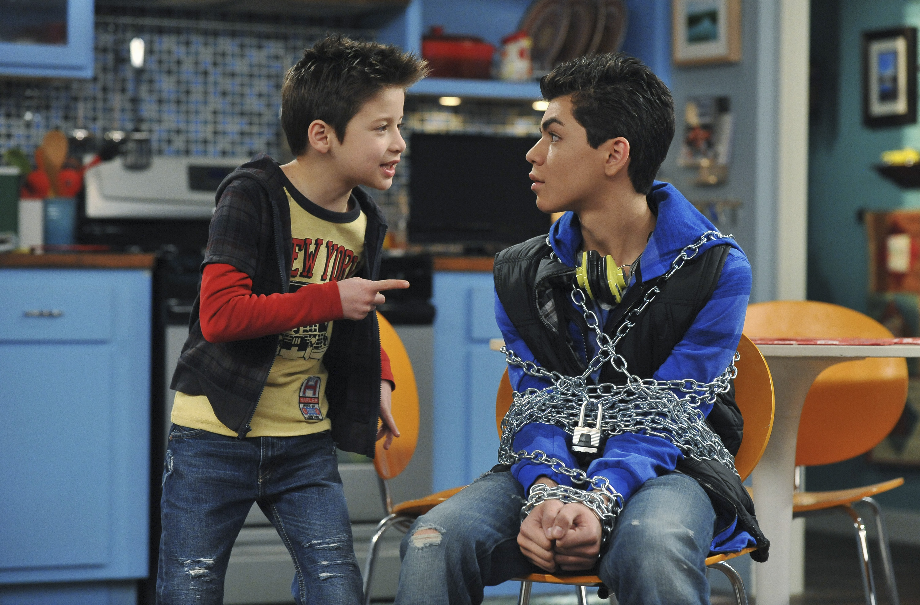 Adam Irigoyen in Shake It Up (Season 1)