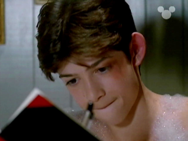 Picture of Adam Zolotin in Dog's Best Friend - azo-skip_19.jpg | Teen Idols  4 You