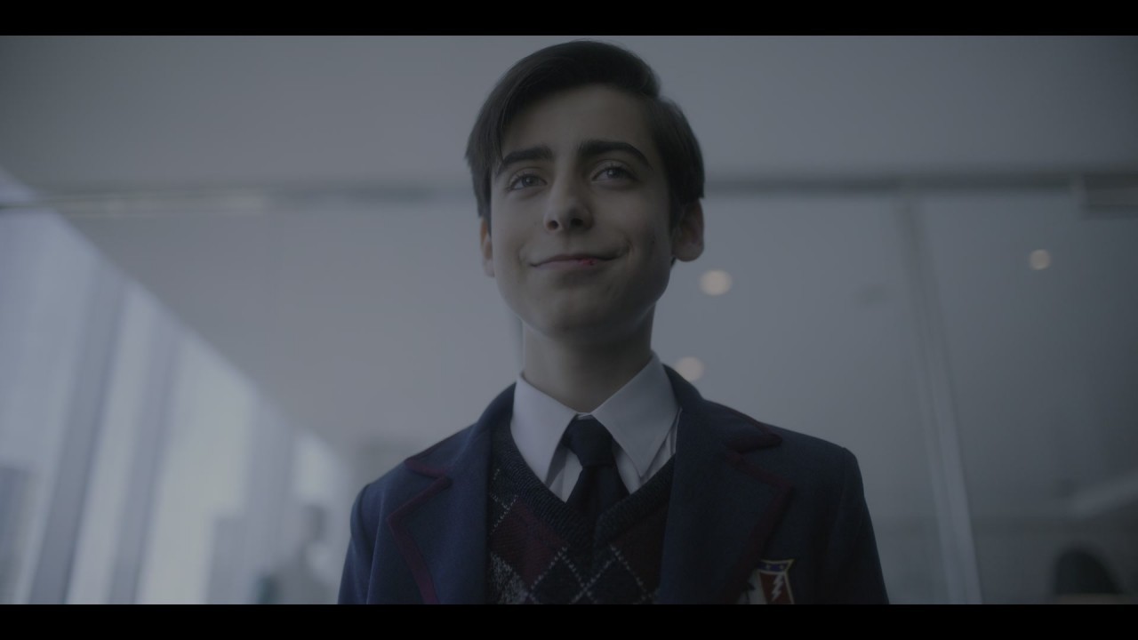 Picture Of Aidan Gallagher In The Umbrella Academy Aidan Gallagher