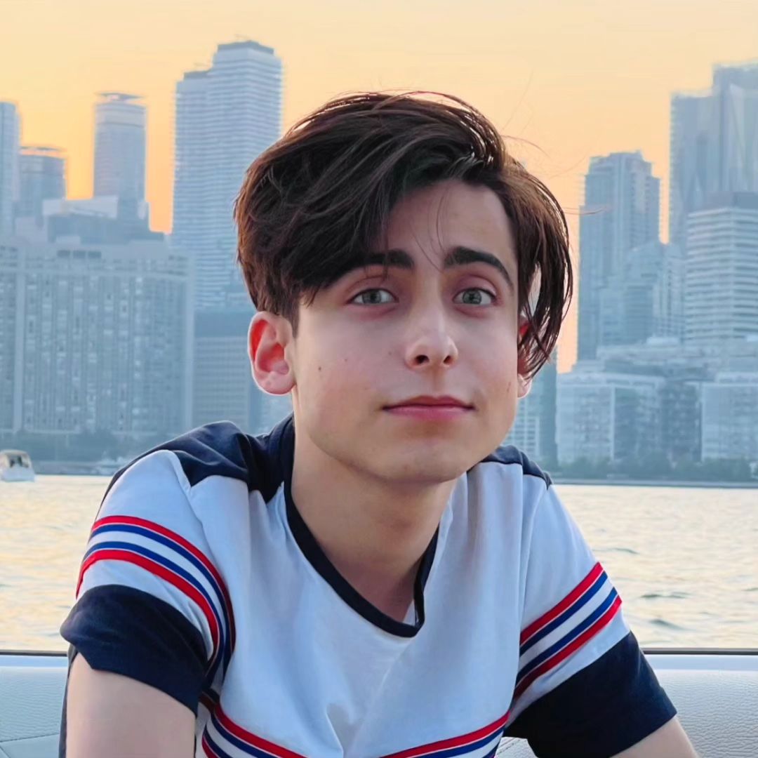 General photo of Aidan Gallagher