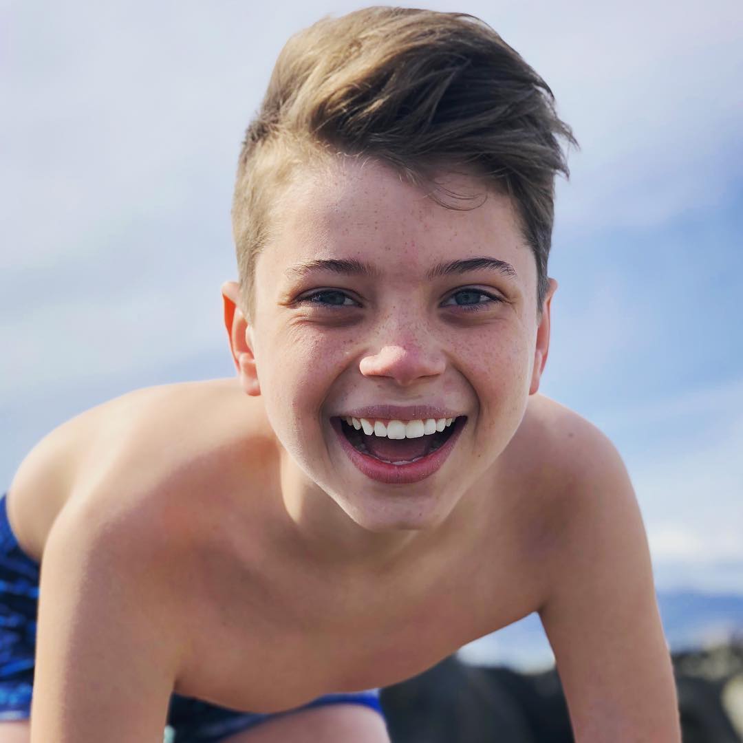 Aidan Gall модель