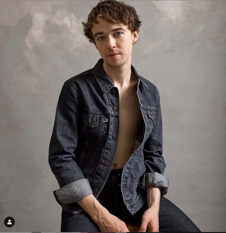 General photo of Alex Lawther