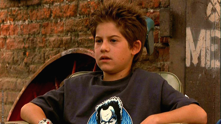 Alex D. Linz in Max Keeble's Big Move