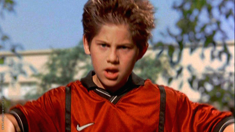 Alex D. Linz in Max Keeble's Big Move