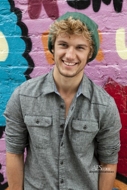 General photo of Alex Pettyfer