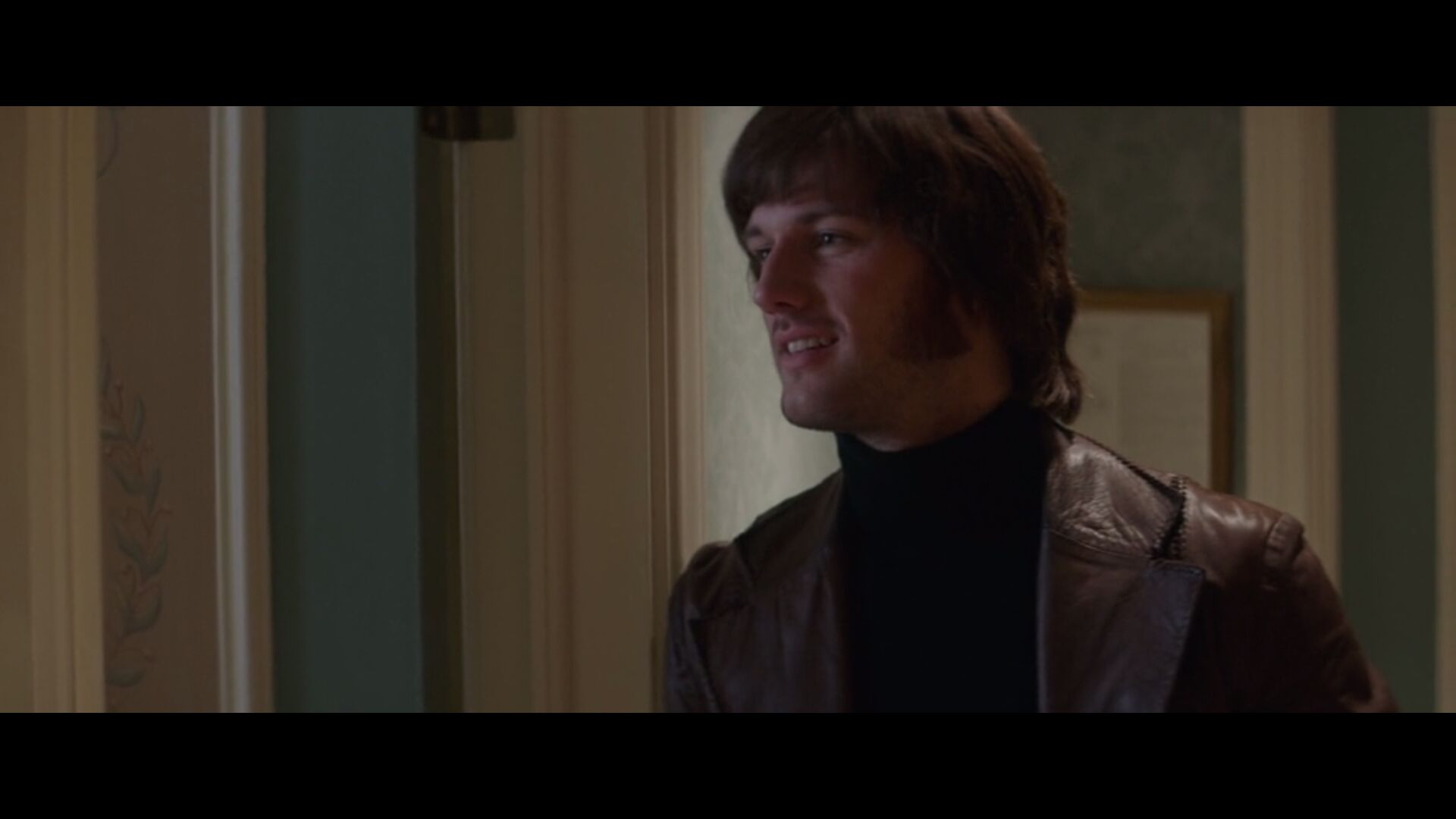 Alex Pettyfer in Elvis & Nixon