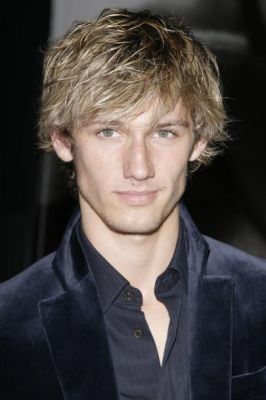 General photo of Alex Pettyfer