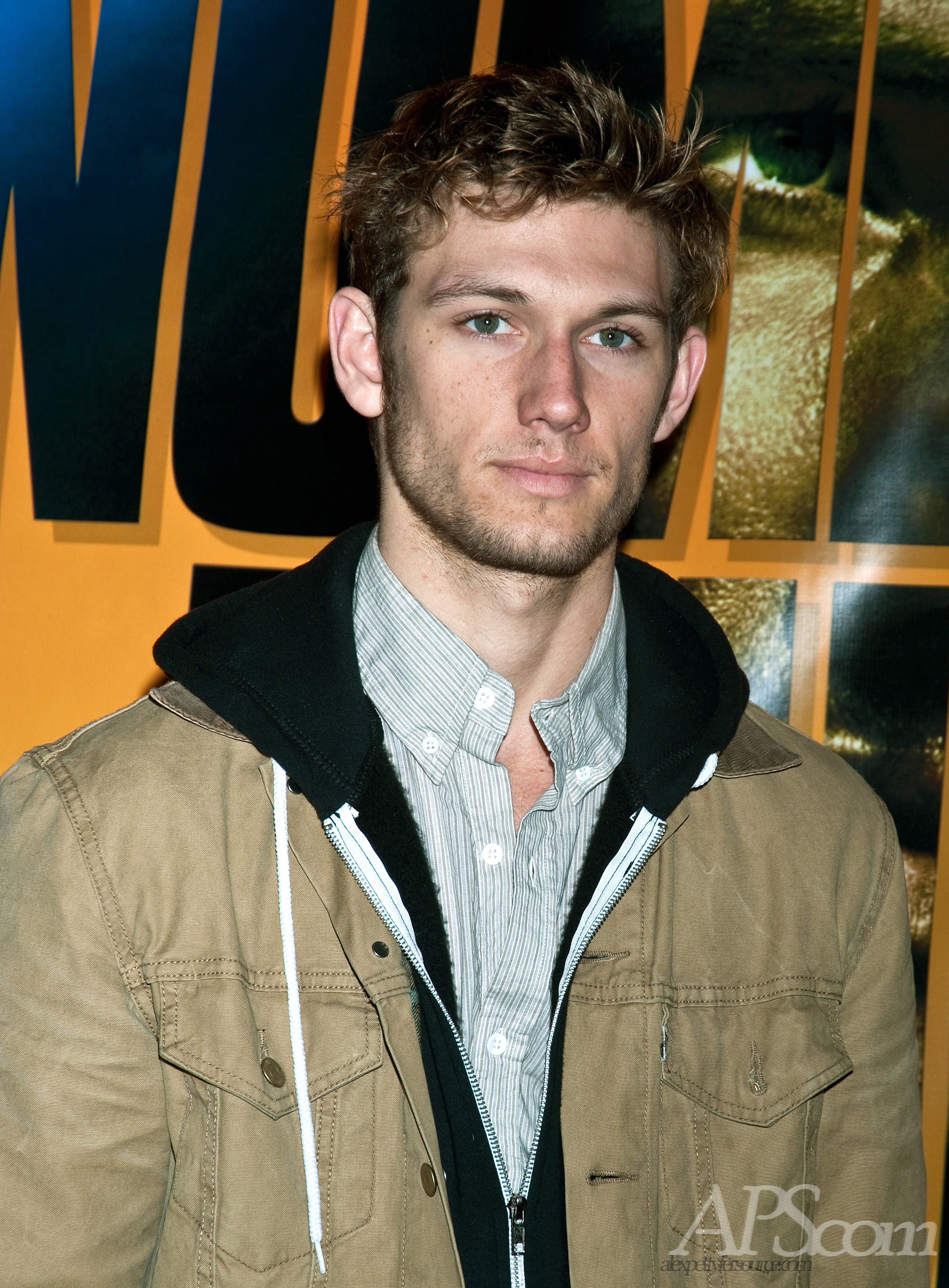 General photo of Alex Pettyfer