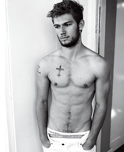 General photo of Alex Pettyfer