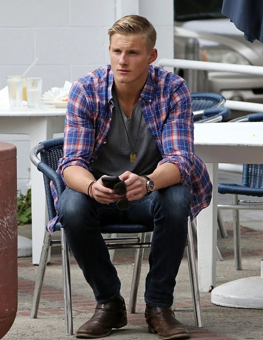 General photo of Alexander Ludwig