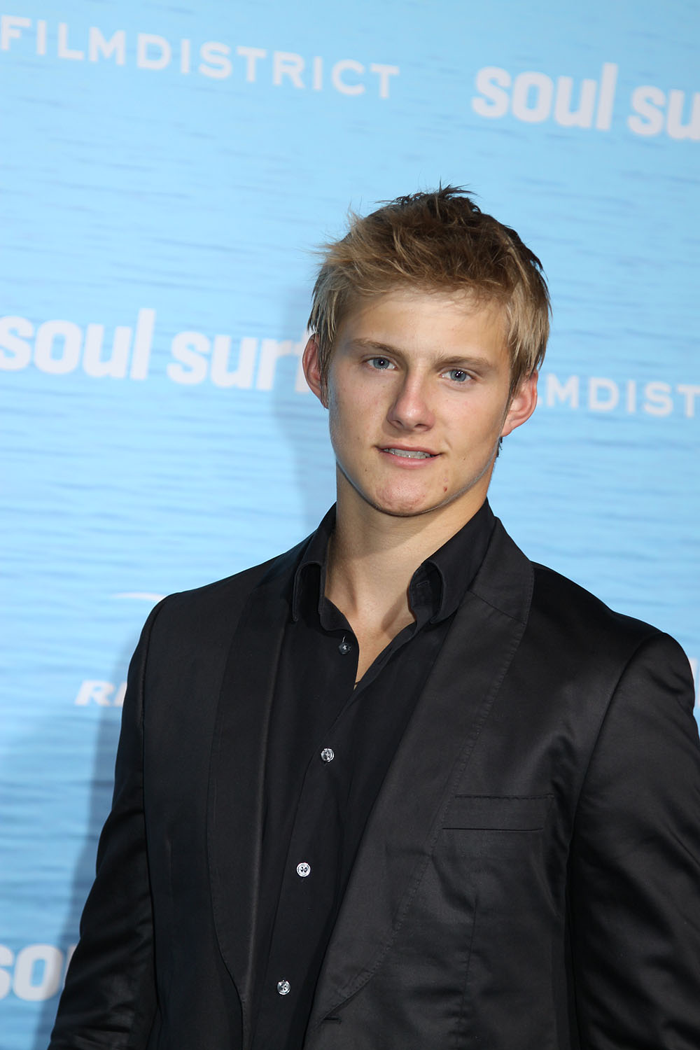 General photo of Alexander Ludwig