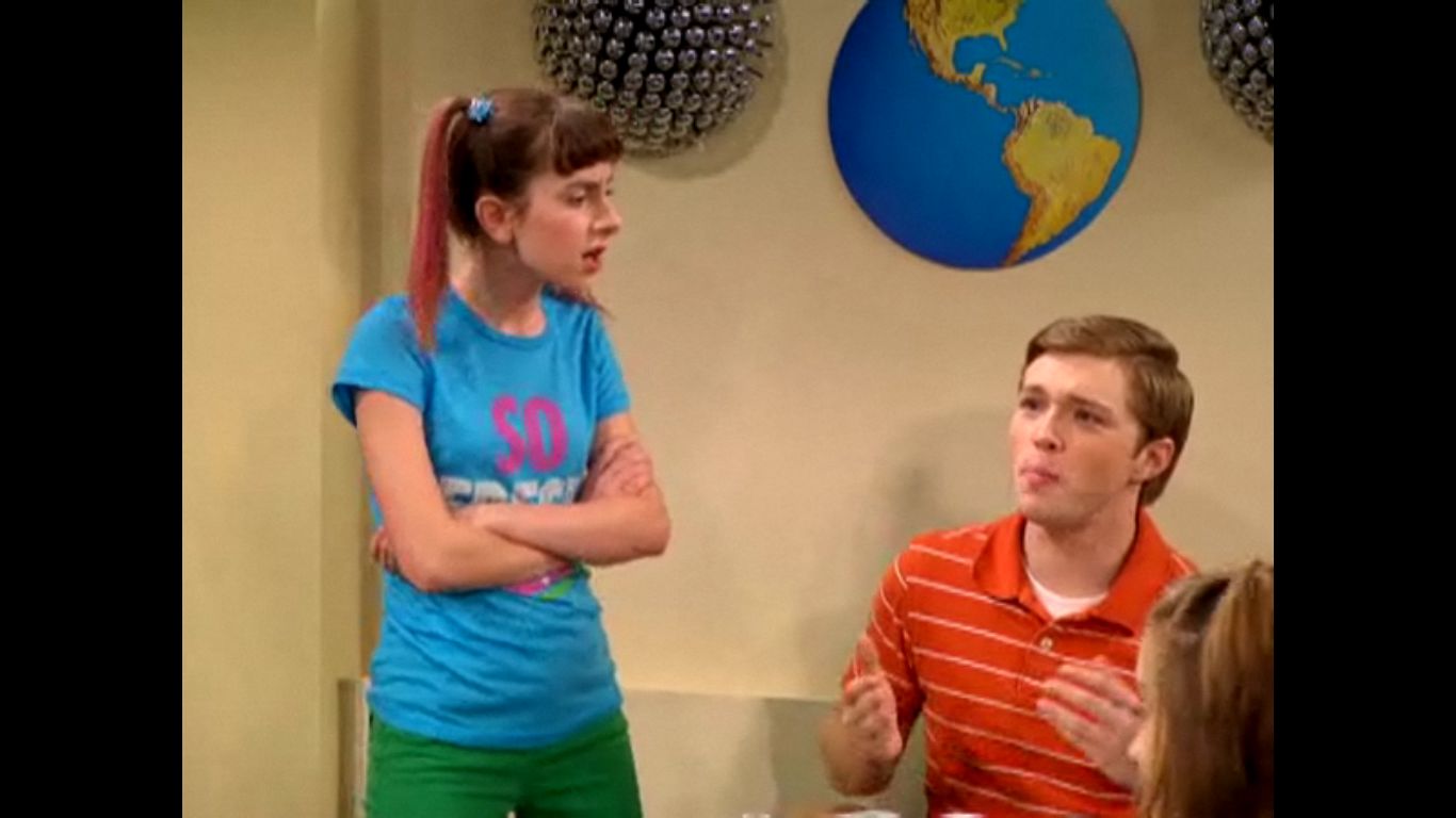 Allisyn Ashley Arm in So Random!, episode: Cody Simpson