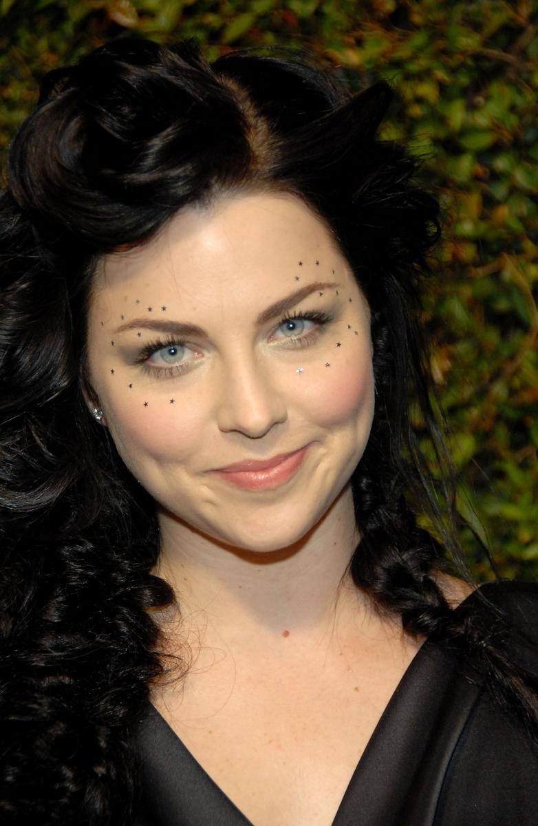 General photo of Amy Lee