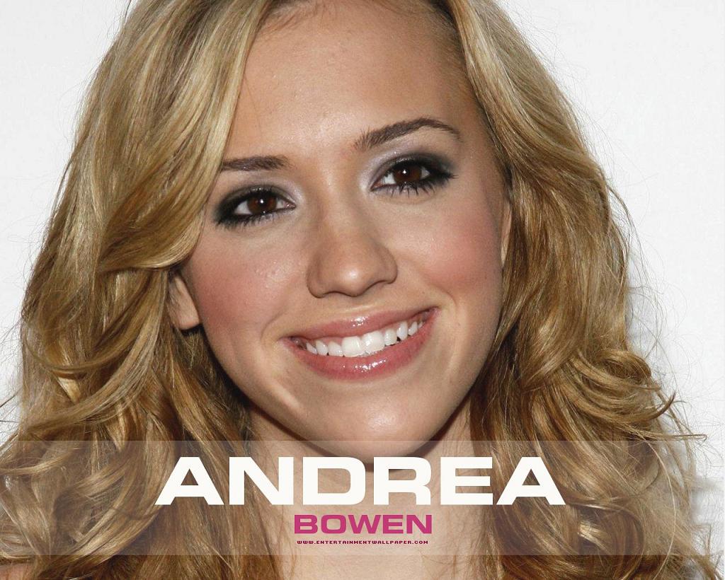 General photo of Andrea Bowen 