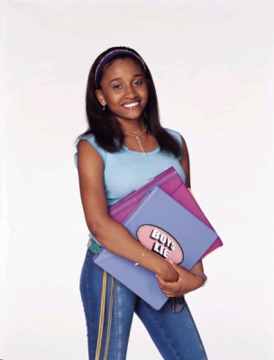 Andrea Lewis in Degrassi: The Next Generation