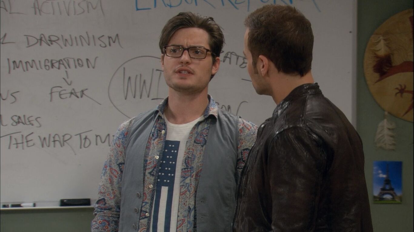 Andrew Lawrence in Melissa & Joey, episode: Teacher/Teacher