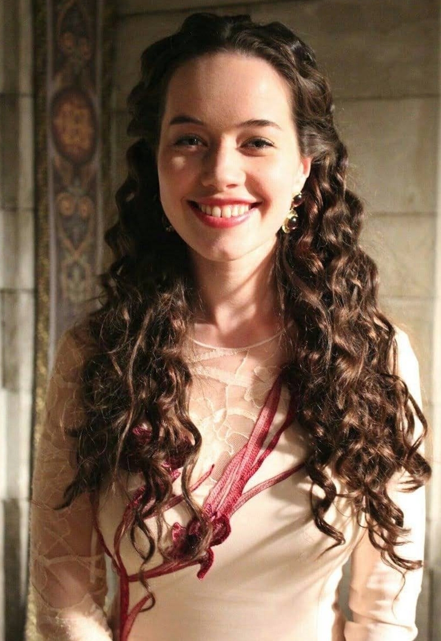 General photo of Anna Popplewell