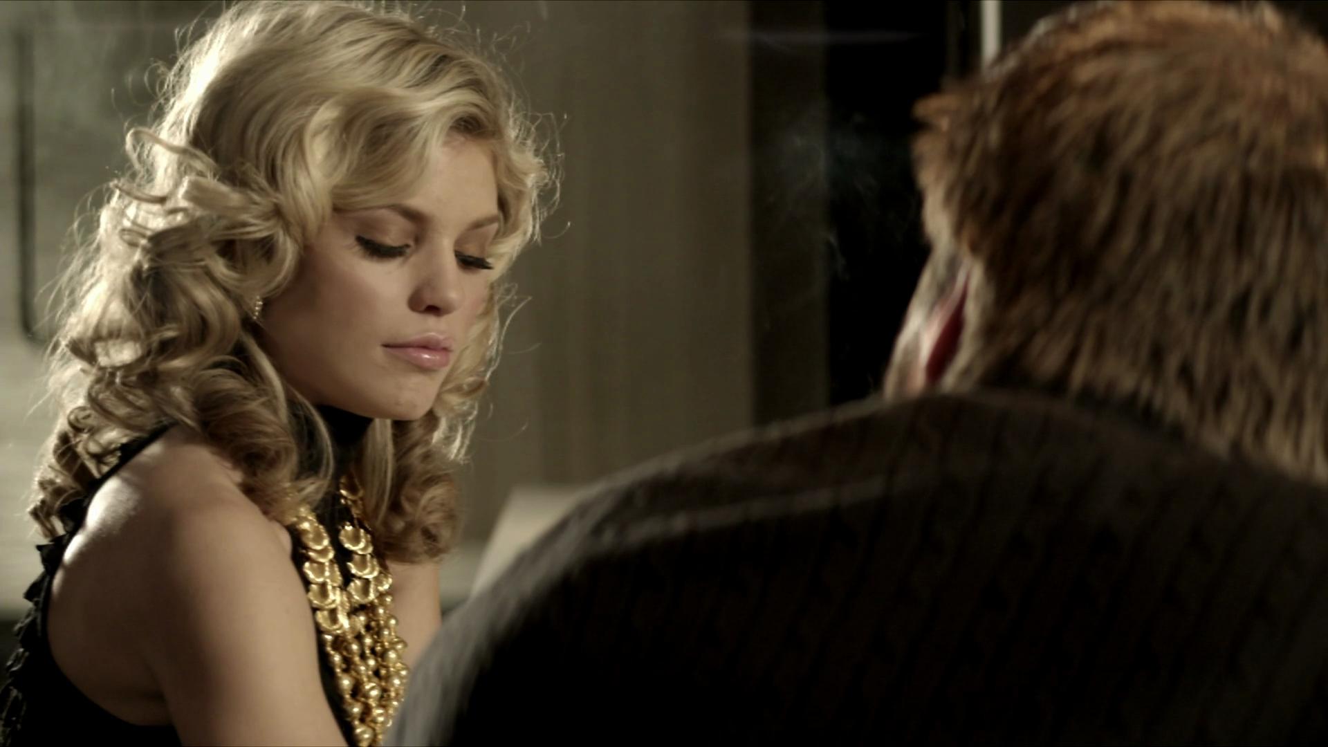 AnnaLynne McCord in Gun