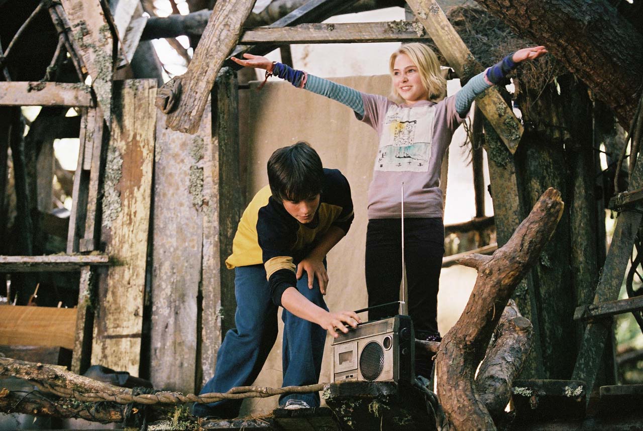 AnnaSophia Robb in Bridge to Terabithia