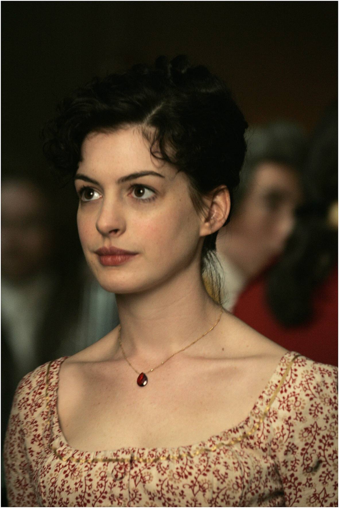 Anne Hathaway in Becoming Jane