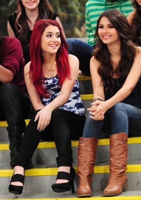 Ariana Grande in Victorious: (Season 1)