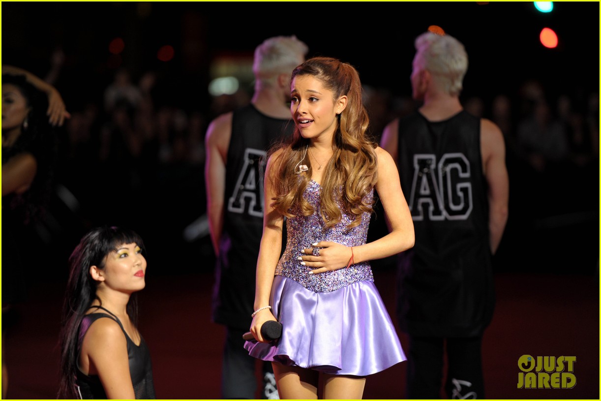 Ariana Grande in MTV Video Music Awards 2013