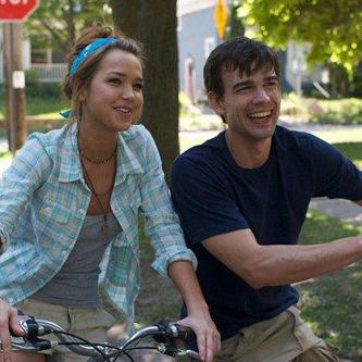 Arielle Kebbel in Answer This!