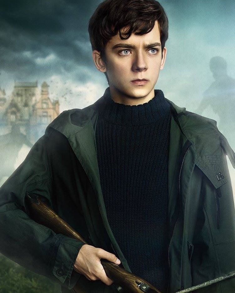 Asa Butterfield in Miss Peregrine's Home For Peculiar Children