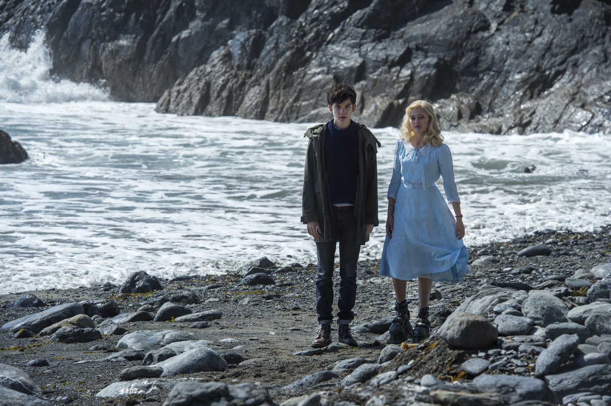 Asa Butterfield in Miss Peregrine's Home For Peculiar Children