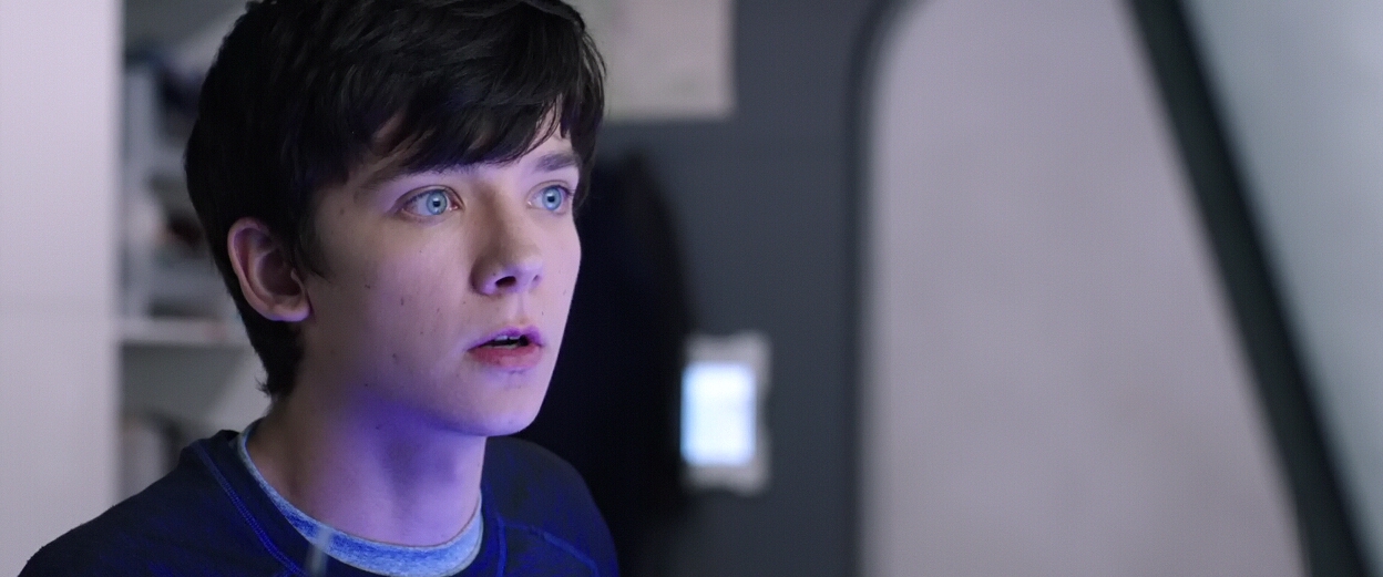 Picture Of Asa Butterfield In The Space Between Us Asa Butterfield Teen Idols