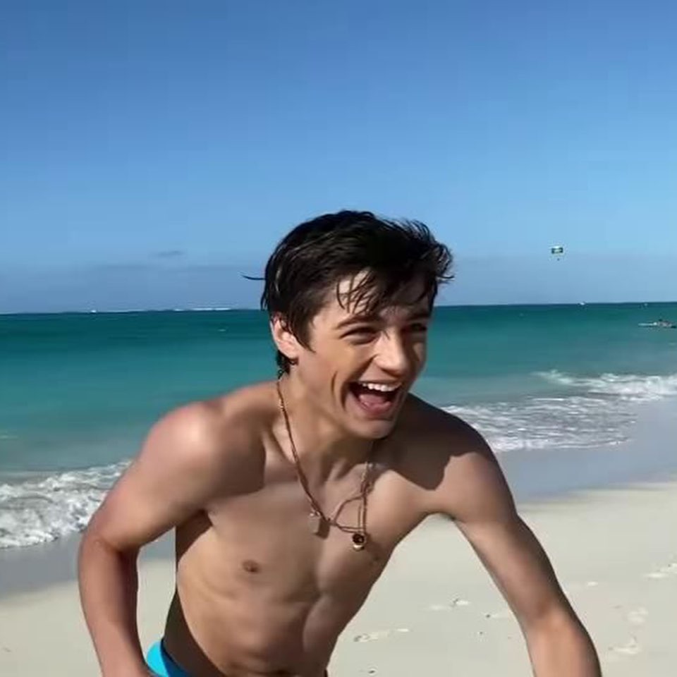 General picture of Asher Angel - Photo 5016 of 12802. 