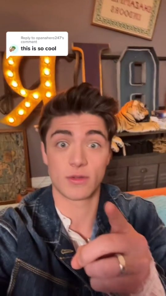 General photo of Asher Angel