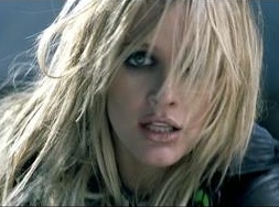 Ashlee Simpson-Wentz in Music Video: Outta My Head