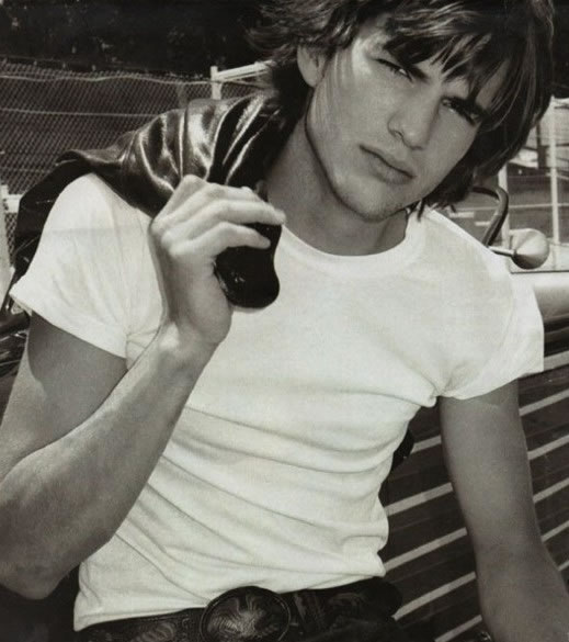 General photo of Ashton Kutcher